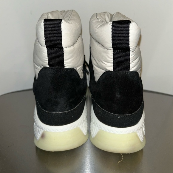 2021 Interlocking CC Logo Wedge Sneakers Size: 38 - Picture 2 of 7